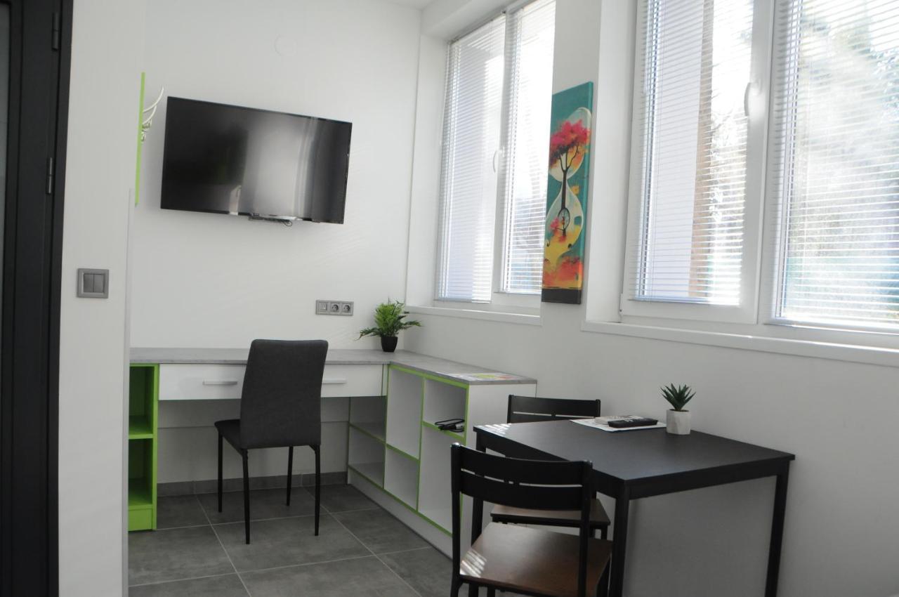 Dorm Bg Pet-Friendly Aparthotel Stara Zagora Buitenkant foto