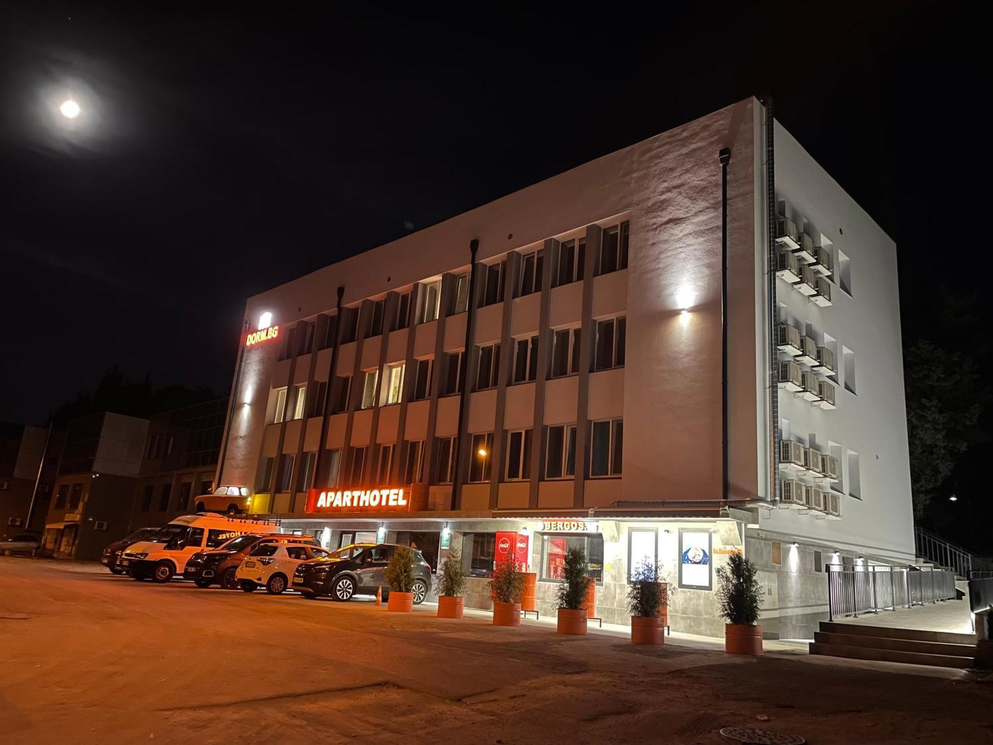 Dorm Bg Pet-Friendly Aparthotel Stara Zagora Buitenkant foto